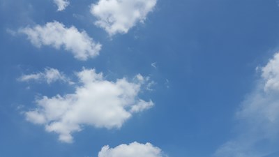『閱兵藍』我在唐山  今天天更藍呀