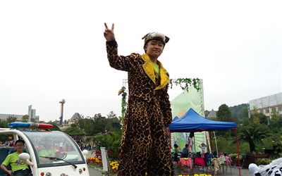  #戴一個(gè)別人意想不到的“帽子”自拍# 放膽來(lái)