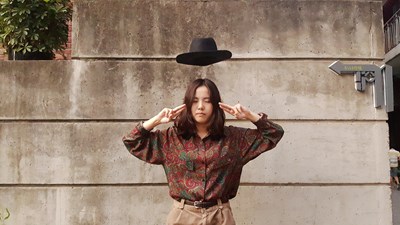  #來(lái)一張讓你看上去好像有超能力的照片# 放膽來(lái)！