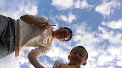 #與你的朋友一起來個最特別的廣角自拍#放膽來