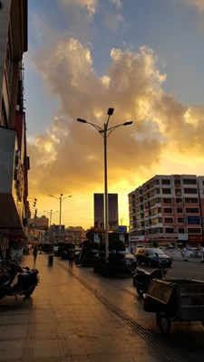 三星Note5    街拍照片   提筆，出新