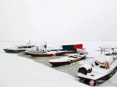 【隆冬百態(tài)】+赫哲漁鄉(xiāng)+千里冰封 萬里雪飄