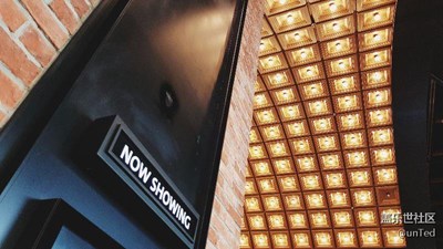 逛電影院的下午