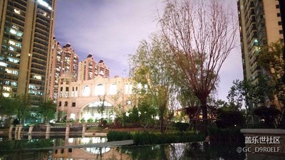 小區(qū)夜景
