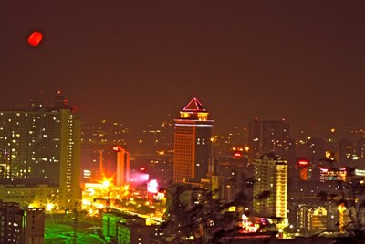 熱鬧的都市
