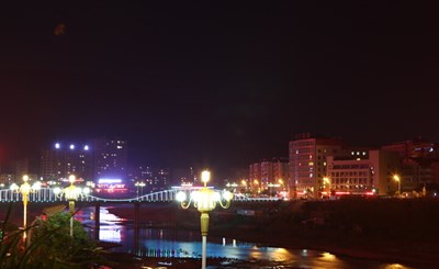 旬陽(yáng)上菜灣夜景