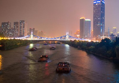 雨后的小夜景