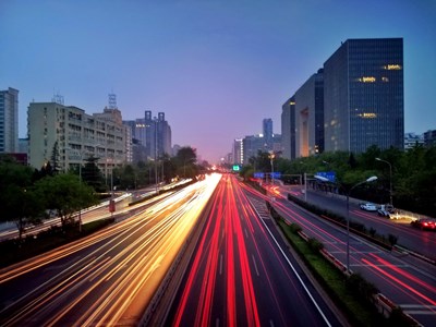 S7 EDGE  樹(shù)影婆娑  車水馬龍