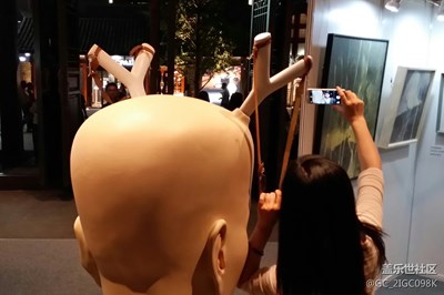 來，合個影