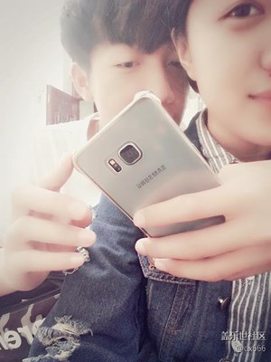 選不中沒(méi)關(guān)系最主要秀恩愛(ài)，