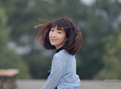 展一抹笑靨