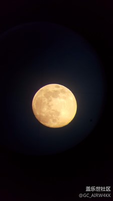 月亮