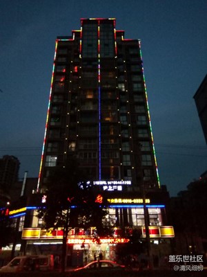 專業(yè)模式和夜景模式成像有區(qū)別