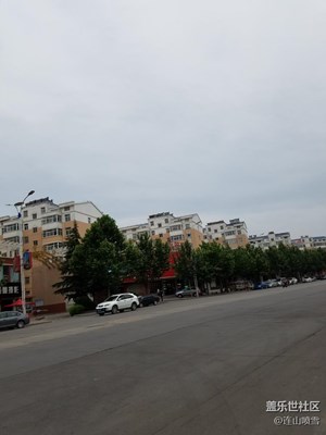 陰天無(wú)雨行人稀
