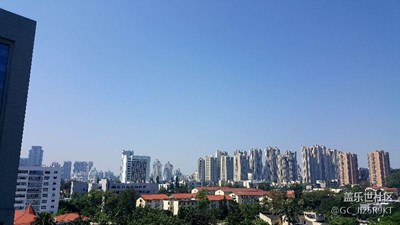 難得一見的城市藍(lán)天