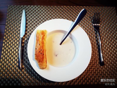 唯愛與美食不可辜負(fù)