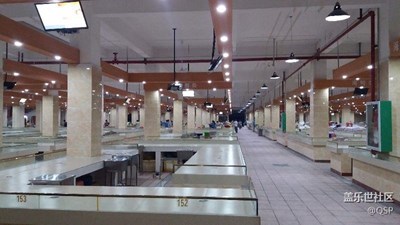 菜場(chǎng)整修后