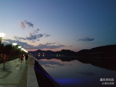 夏夜+綿陽市+夜色江景更嫵媚