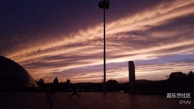 這光線怎么就調不好了呢？