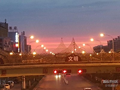 如【我與晚霞有個(gè)約會(huì)】+烏魯木齊+醉美西域