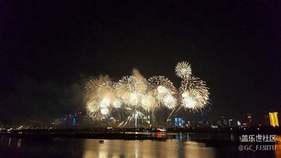 note5自動(dòng)模式拍的煙花，看看效果