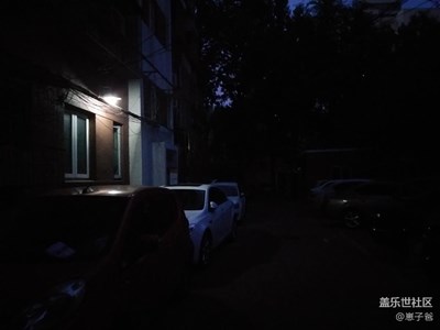 早上出差天還沒完全亮