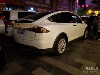 特斯拉model x d90