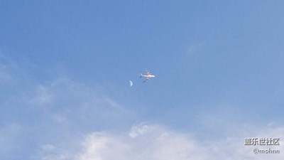 陽臺(tái)上拍的