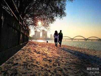 手機(jī)也是相機(jī)中的戰(zhàn)斗機(jī)！??