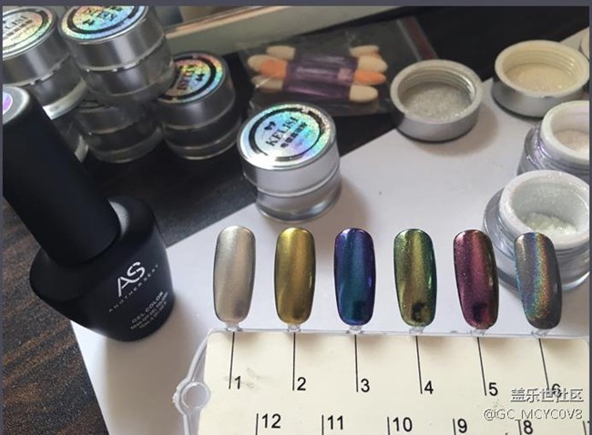 金色note5的邊（中)框修補(bǔ)辦法：指甲油。女生幫找找。