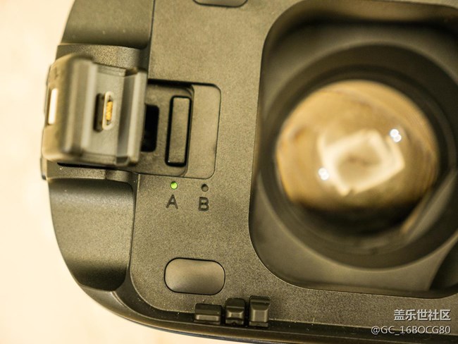 最污體驗(yàn)！用最好的移動(dòng)VR眼鏡看小 電影