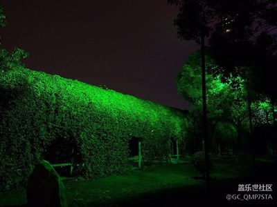 夜是流動的一切