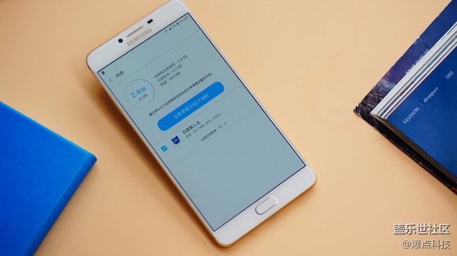 三星C9 Pro是如何成為最懂國(guó)人的“真旗艦” 三星C9 Pro是如何成為最懂國(guó)人的“真旗艦”