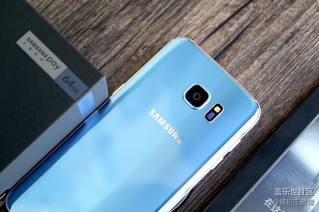 再度續(xù)寫曲面?zhèn)髌妫汉魉{版三星Galaxy S7 edge驚艷四射