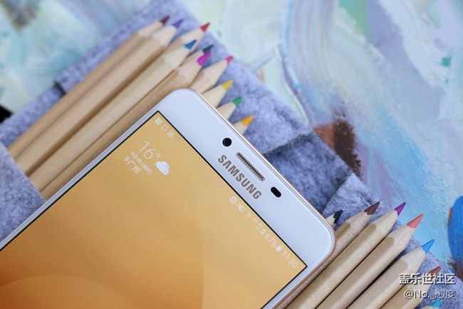 薄得讓人發(fā)指的親民中端旗艦 三星師奶Pro開(kāi)箱 薄得讓人發(fā)指的親民中端旗艦 三星師奶Pro開(kāi)箱