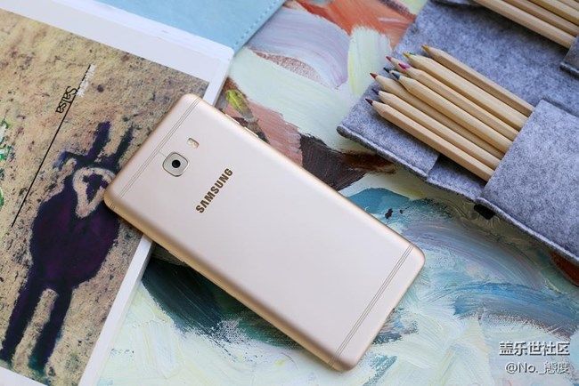 薄得讓人發(fā)指的親民中端旗艦 三星師奶Pro開(kāi)箱 薄得讓人發(fā)指的親民中端旗艦 三星師奶Pro開(kāi)箱