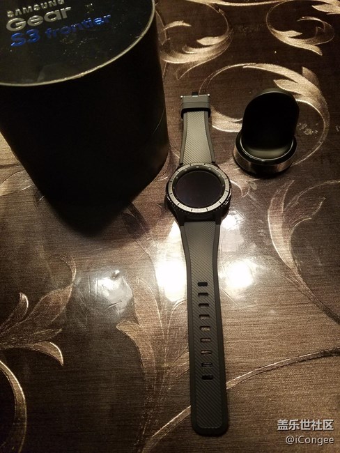 【用科技智造時間】不必那么像智能設備的智能手表