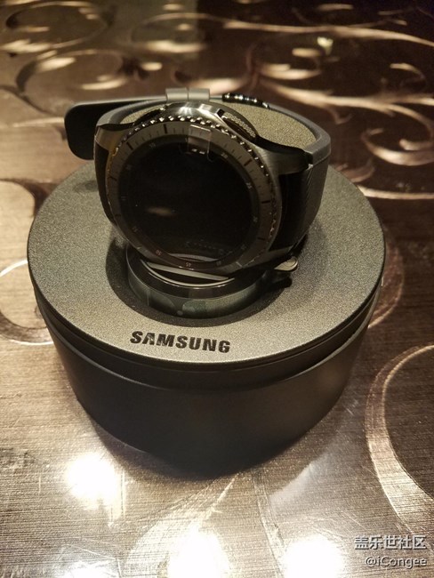 【用科技智造時間】不必那么像智能設備的智能手表