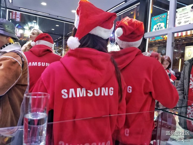 這個(gè)圣誕去王府井和Gear S3親密接觸