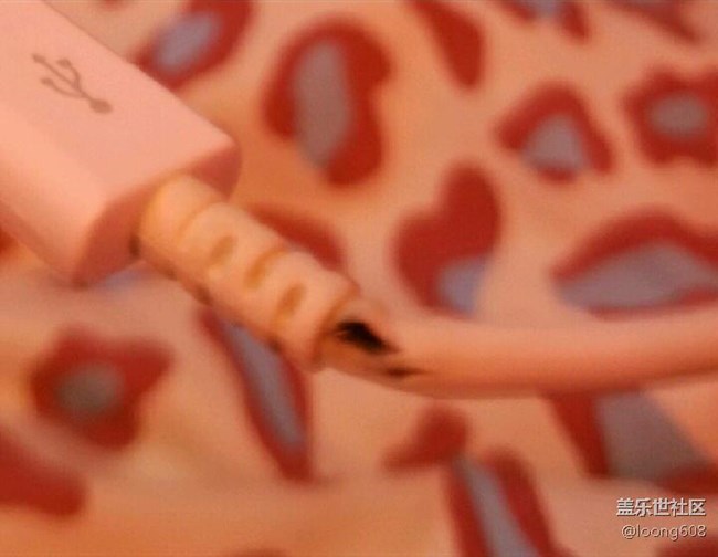 數(shù)據(jù)線壞了可以拿去售后換一個(gè)嗎