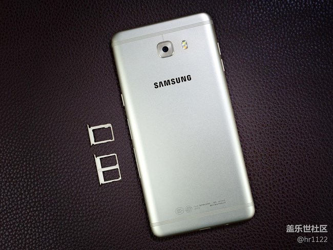 【轉(zhuǎn)】全金屬革新設(shè)計(jì) 三星Galaxy C9 Pro美圖 【轉(zhuǎn)】全金屬革新設(shè)計(jì) 三星Galaxy C9 Pro美圖