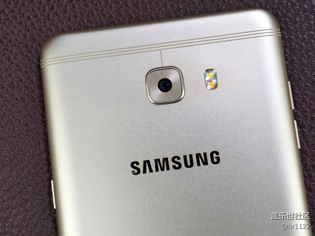 【轉(zhuǎn)】全金屬革新設(shè)計(jì) 三星Galaxy C9 Pro美圖 【轉(zhuǎn)】全金屬革新設(shè)計(jì) 三星Galaxy C9 Pro美圖