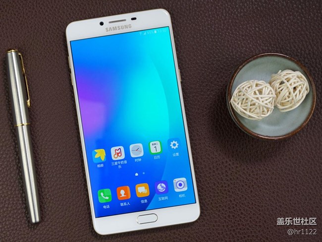 【轉(zhuǎn)】全金屬革新設(shè)計(jì) 三星Galaxy C9 Pro美圖 【轉(zhuǎn)】全金屬革新設(shè)計(jì) 三星Galaxy C9 Pro美圖