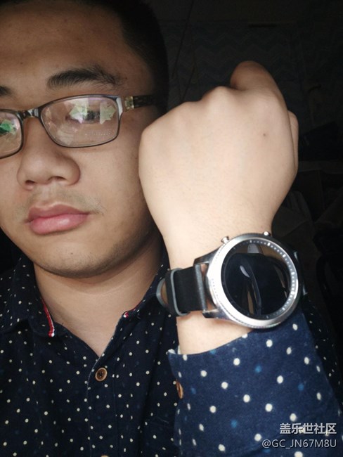 【用科技智造時間】gear S3與一加三配對。