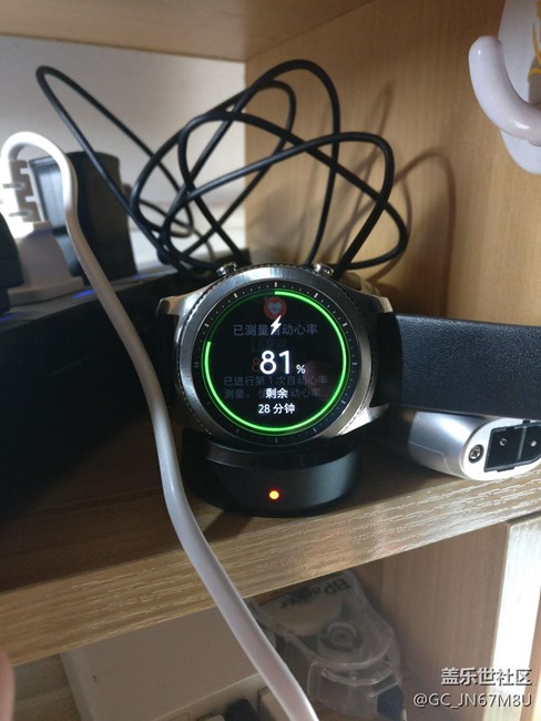 【用科技智造時間】gear S3與一加三配對。