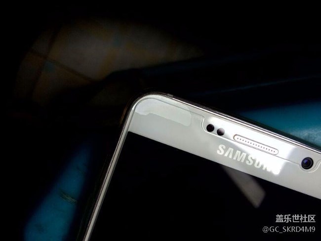 note5手機(jī)屏幕進(jìn)空氣