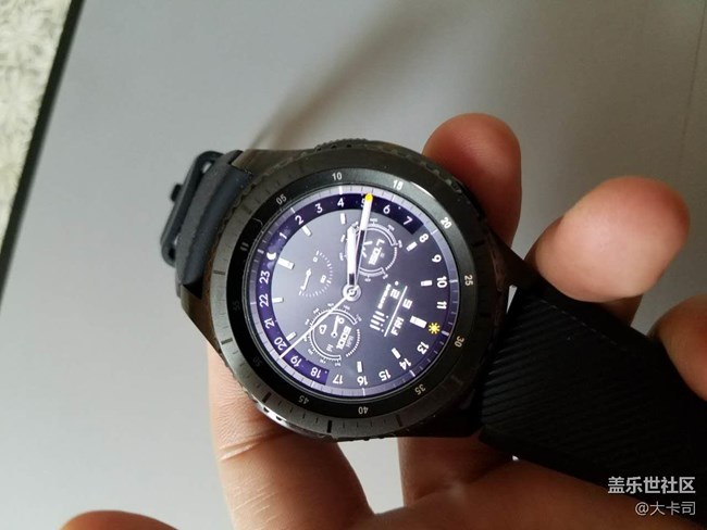 【用科技智造時(shí)間】Gear S3 frontier，去年買表，遲來(lái)的喜歡