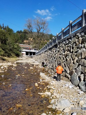 家鄉(xiāng)的水好清。。?？磮D