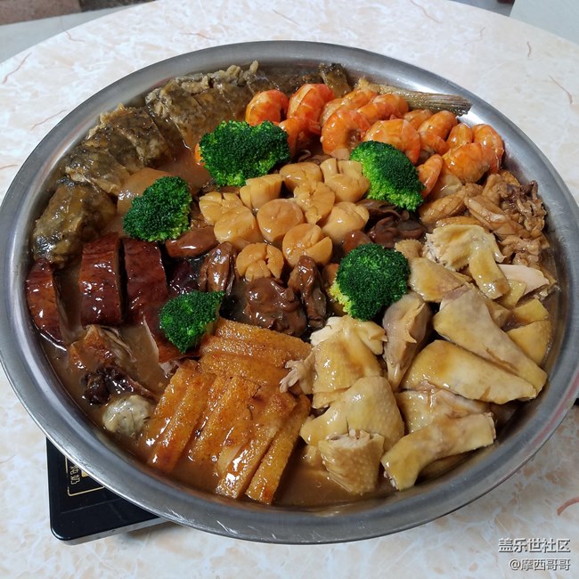 年夜飯。。盆菜。。我老婆問(wèn)我為什么每天刷論壇。。