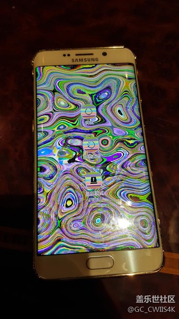 手機這是第二次發(fā)生這樣的事了